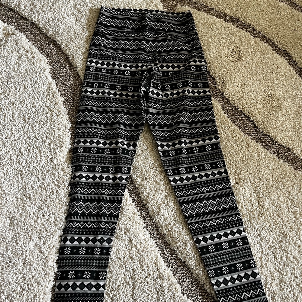 Patterned leggings
